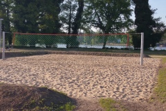 Volleyballplatz-und-Spielplatz-in-Zernsdorf1